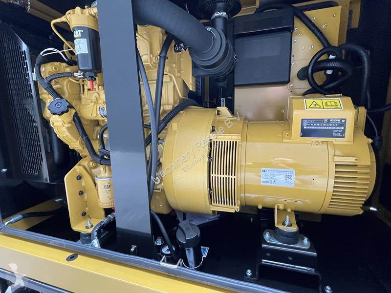 آلة لمواقع البناء Caterpillar DE 33 E 0