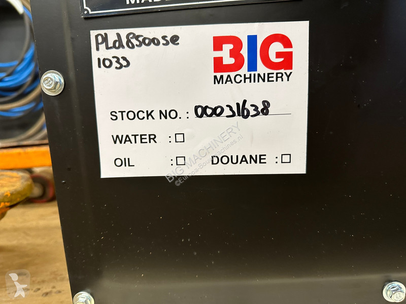 Materiaal voor de bouw  8 KVA silent generator...
