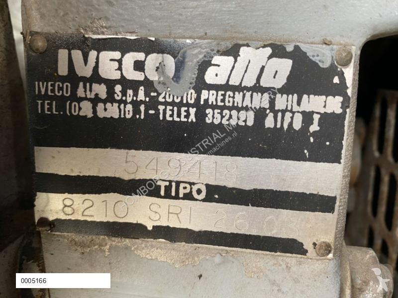 Materiaal voor de bouw Iveco 8210 Mecc Alte Spa...