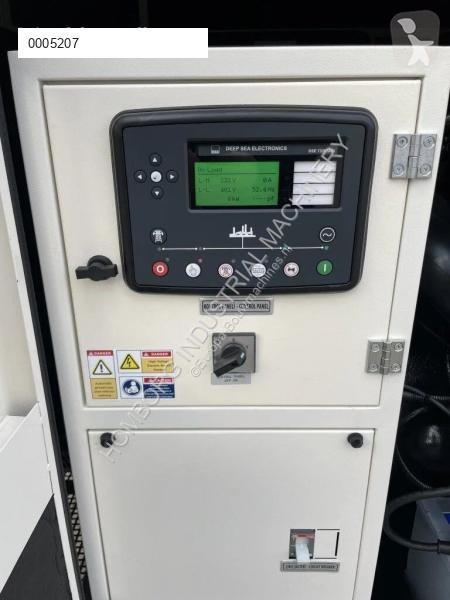 Matériel de chantier Perkins 88 kVA Silent...