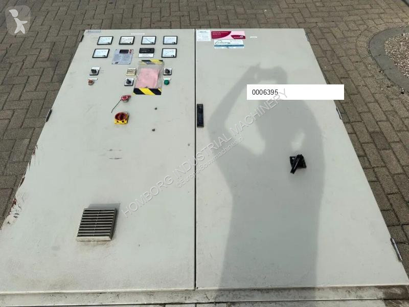 Stavební vybavení MAN E2842E Stamford 295 kVA...