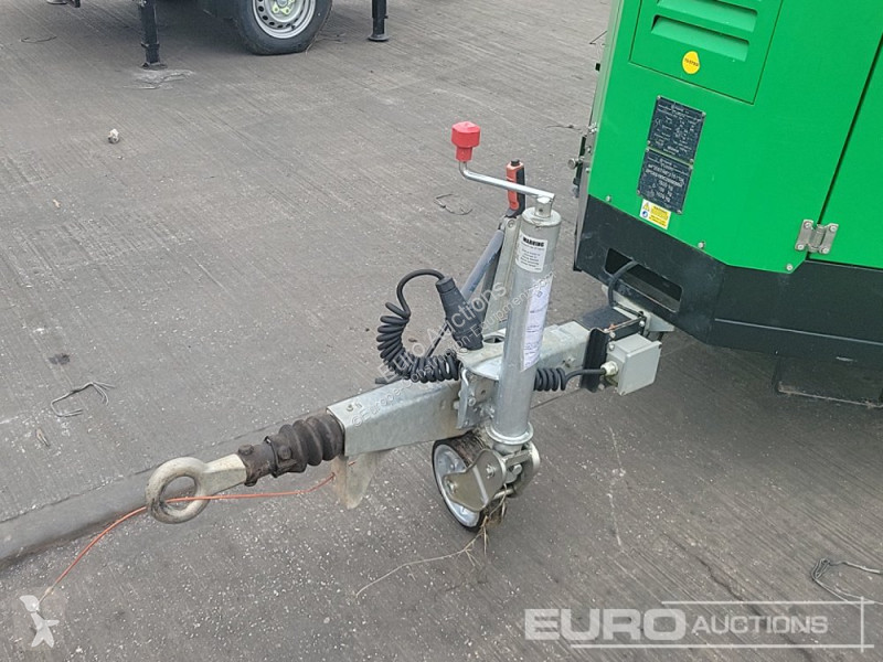 Materiaal voor de bouw  X SOLAR