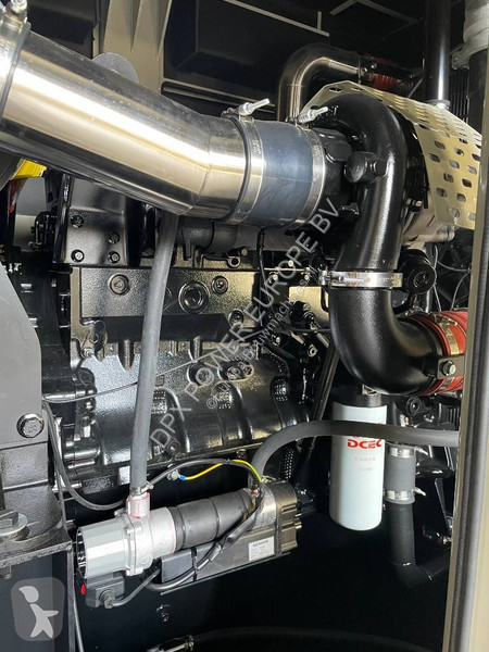 Stavebný stroj Cummins QSZ13-G13 - 550 kVA...