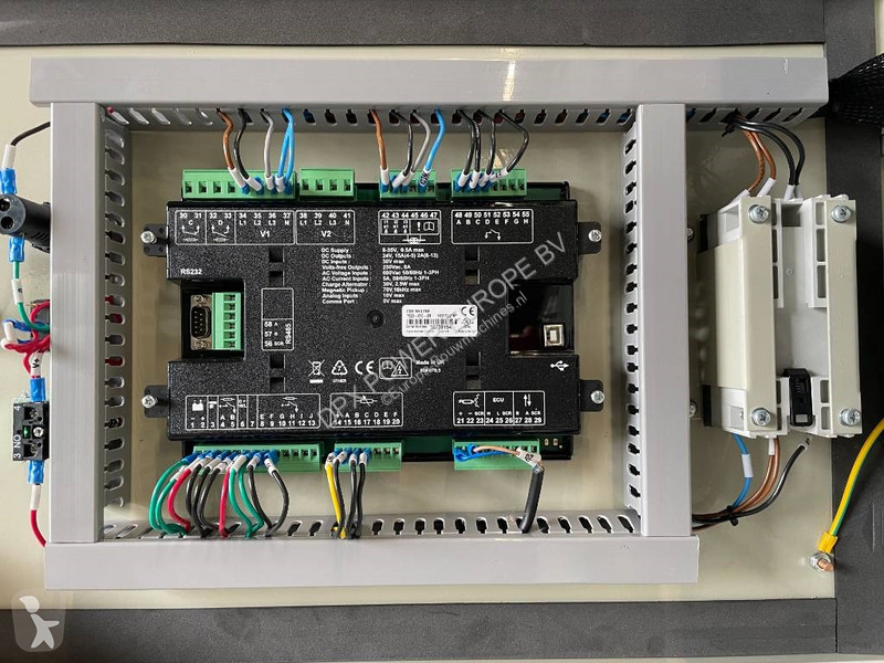Stavebný stroj Hyundai DP222LC - 825 kVA...