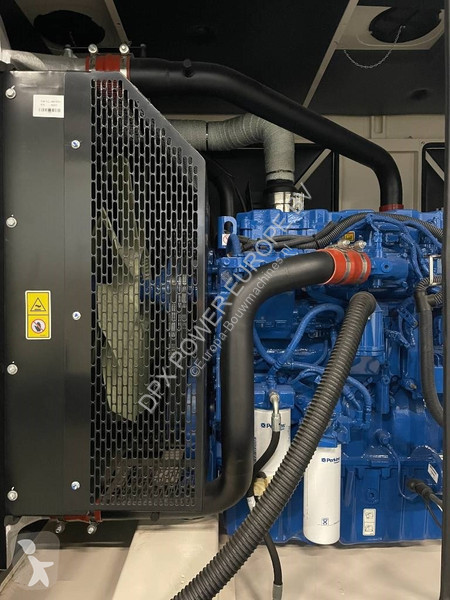 Stavebný stroj FG Wilson P330-5 - 330 kVA...