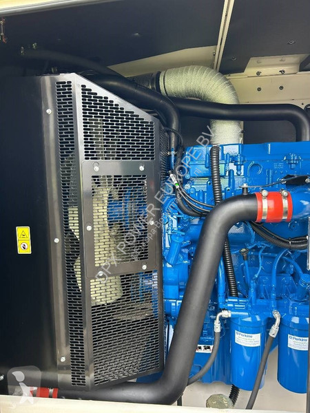 Stavebný stroj FG Wilson P450-3 - 450 kVA...