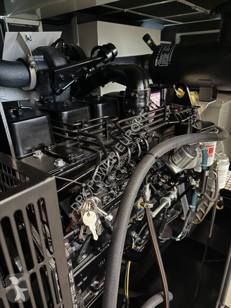 آلة لمواقع البناء Cummins 6BT5.9-G1 - 110 kVA...