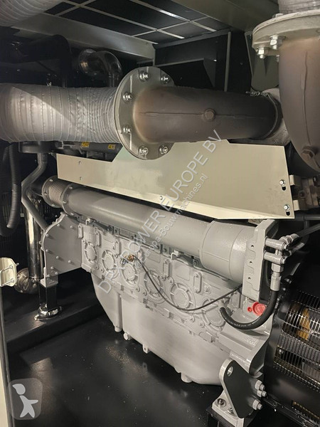 Строительное оборудование Perkins 4006-23TAG3A...