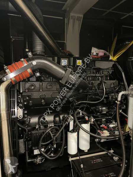 Stavebný stroj Cummins QSZ13-G10 - 600 kVA...