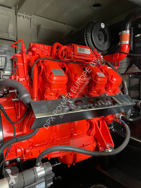 Stavebný stroj Scania DC16 078A - 825 kVA...