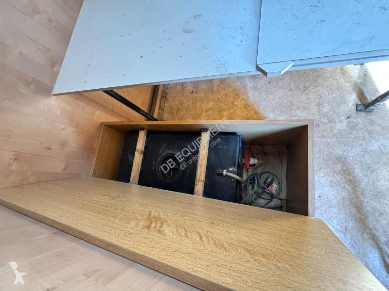 Entreprenørmaskiner JCR  M490PA Remorque cabane...