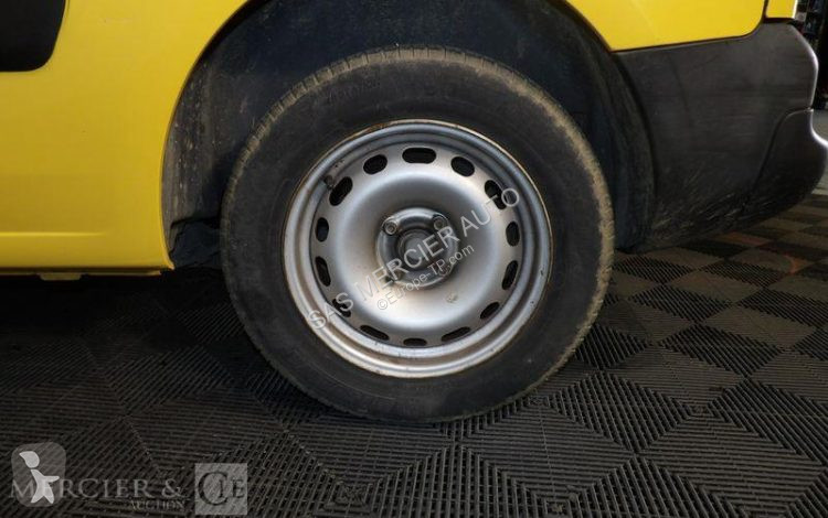 Véhicule utilitaire  berlingo