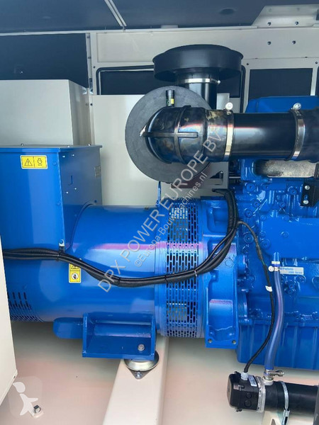 Material de obra FG Wilson P550-3 - 550 kVA...