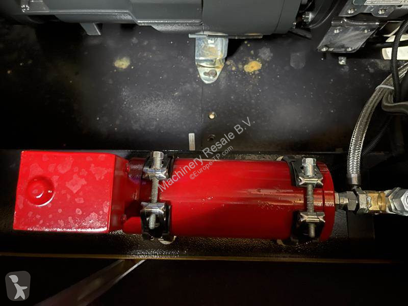 Vägbyggmaterial Compair C 200 TS 24