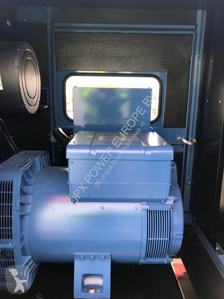 Materiaal voor de bouw SDMO J165 - 165 kVA...