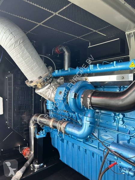 Stavební vybavení  6M33G715/5 - 720 kVA...