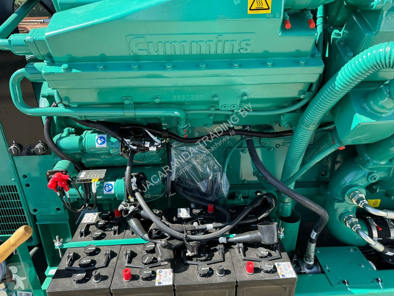Material de obra Cummins C1100 1100 KVA...