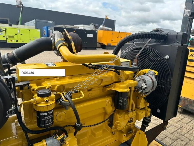 Entreprenørmaskiner John Deere 6068 TF 158...