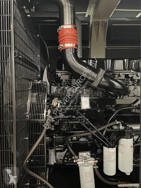 Stavebný stroj Cummins 6ZTAA13-G4 - 500 kVA...