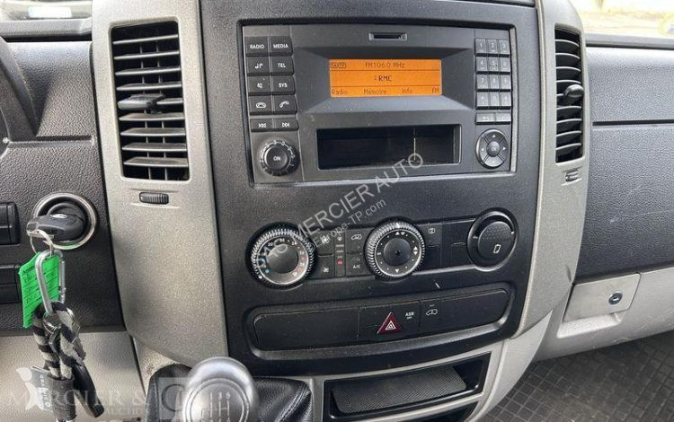 Furgoneta Mercedes