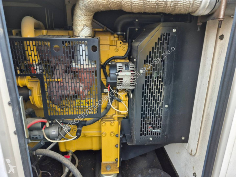 Vägbyggmaterial Caterpillar XQP60