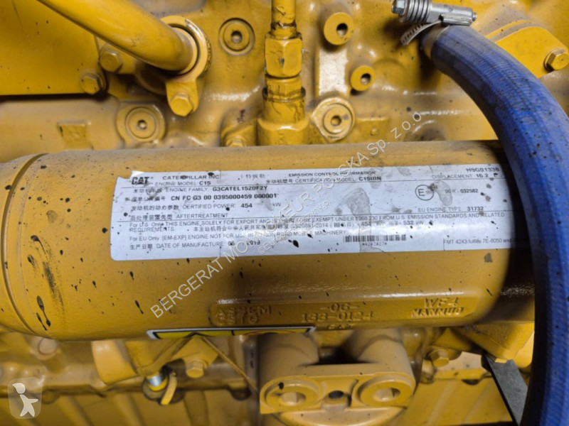 Vägbyggmaterial Caterpillar DE550E3