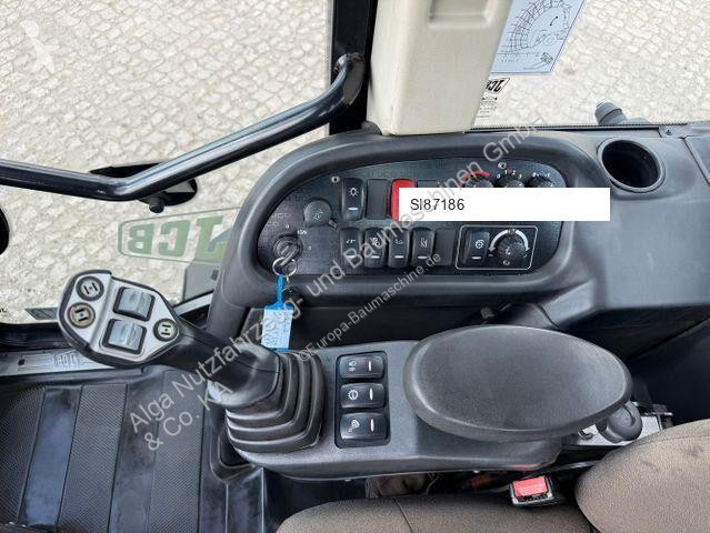 Matériel de chantier JCB