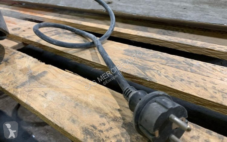 Matériel de chantier  ponceuse a parquet a...