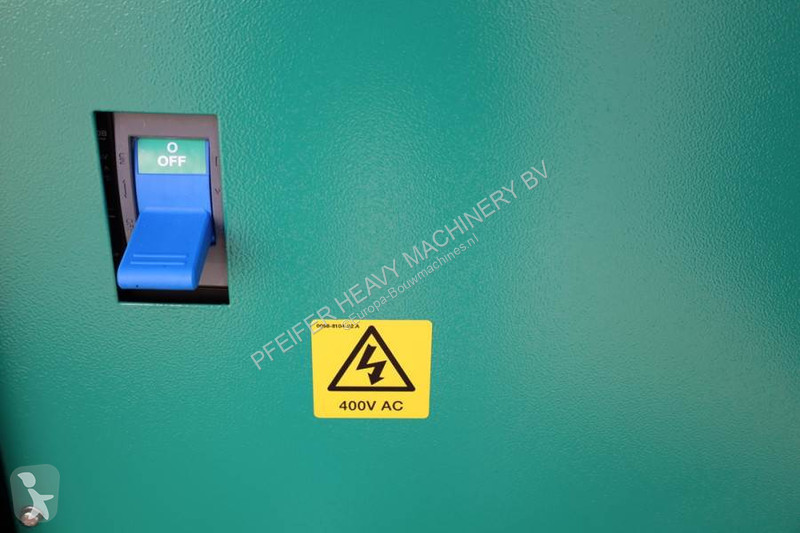 Materiaal voor de bouw Cummins C220D5EQ...