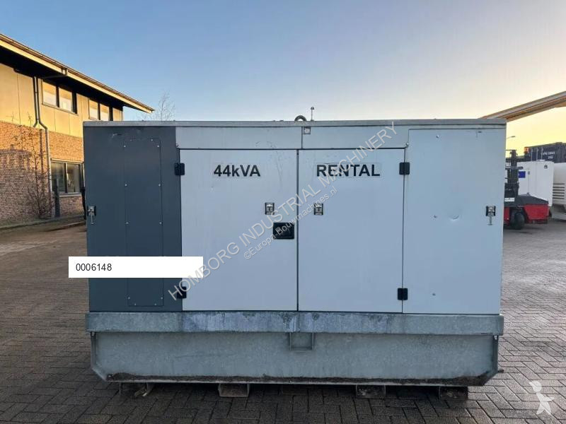 آلة لمواقع البناء Europower EPUS44TDE Kubota...