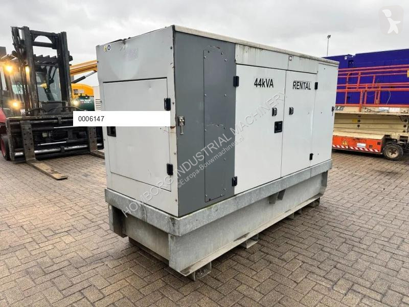 آلة لمواقع البناء Europower EPUS44TDE Kubota...