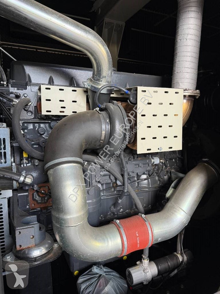 Stavebný stroj Iveco CR16TE1W - 660 kVA...