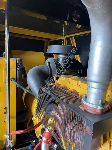 Stavebný stroj Caterpillar DE220E0 - 220 kVA...