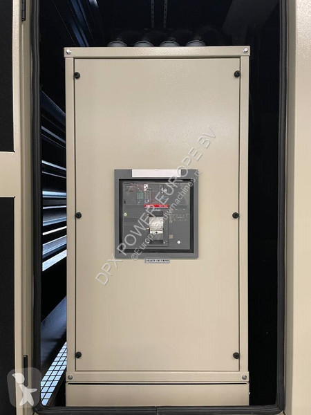 Stavebný stroj Volvo TWD1645GE - 770 kVA...