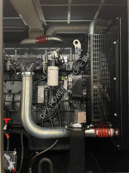 Stavebný stroj Iveco C9TE9 - 415 kVA Generator...