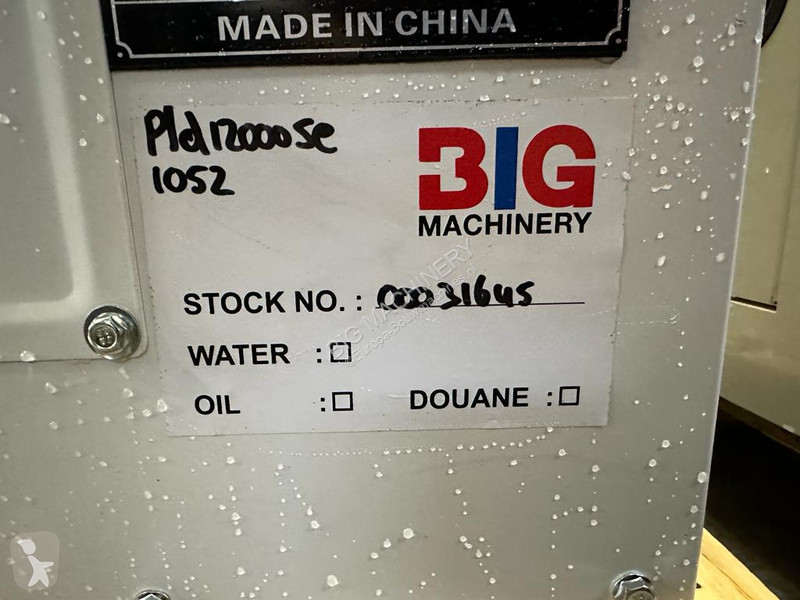 Stavebný stroj  PLD12000SE 10 kVA silent generator