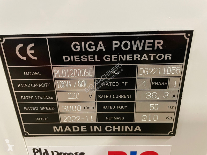 Stavebný stroj  PLD12000SE 10 kVA silent generator