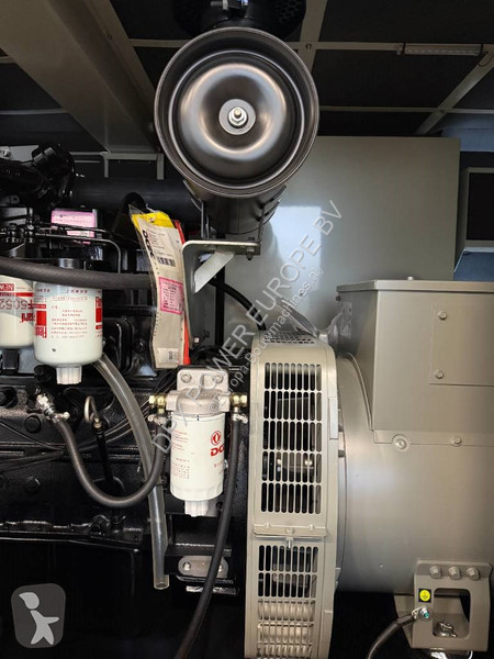 آلة لمواقع البناء Cummins 6BT5.9-G1 - 110 kVA...