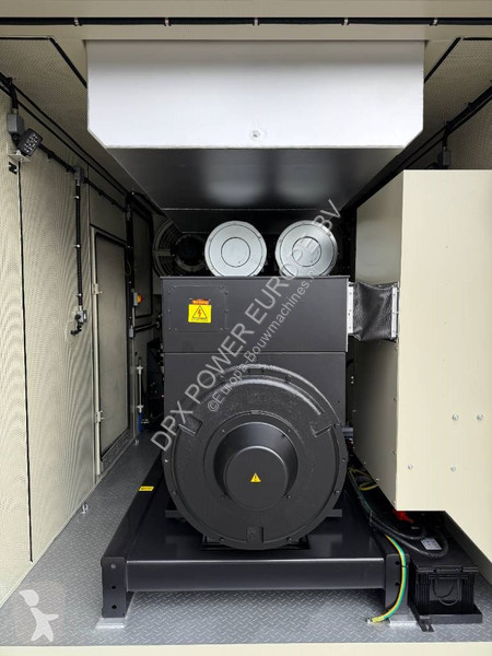 Stavebný stroj Cummins KTA50-G3 - 1375 kVA...