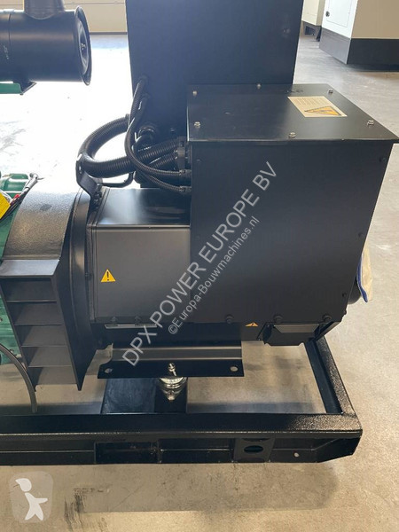 Stavebný stroj Cummins 6CTA8.3-GM155 - 180 kVA...