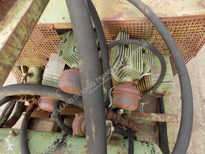 Stavebný stroj Atlas Copco 4 cillinder compressor
