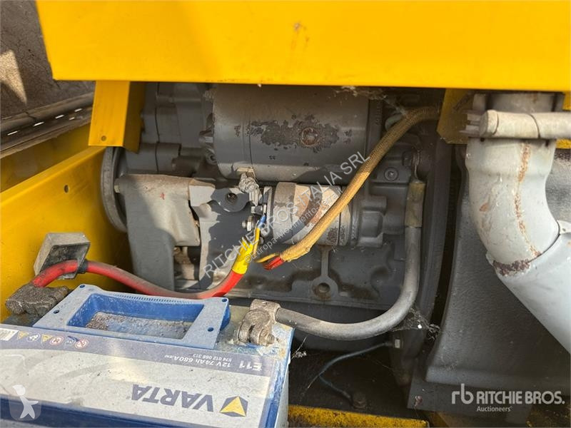 Vägbyggmaterial Atlas XAS45DD Air Compressor