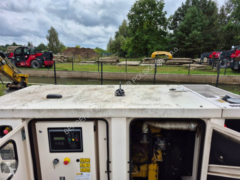 Vägbyggmaterial Caterpillar XQP60