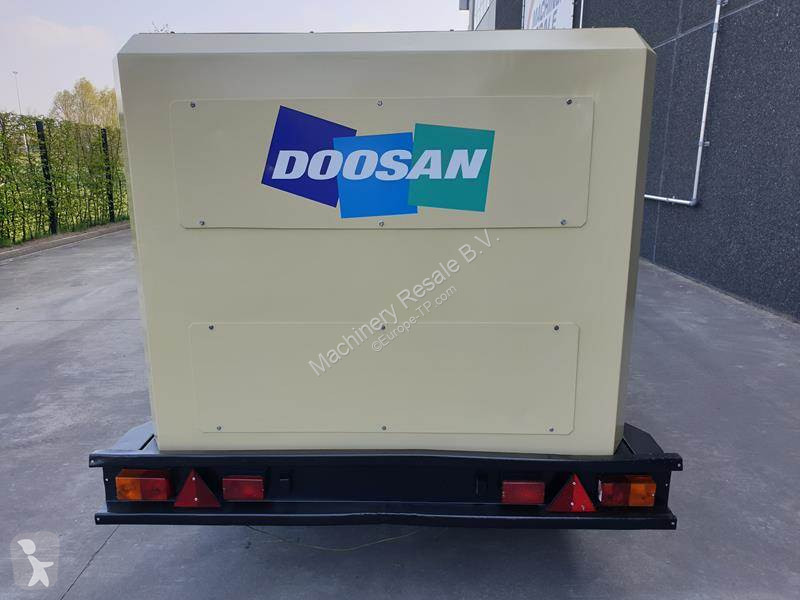 آلة لمواقع البناء Doosan 14 / 115 - N