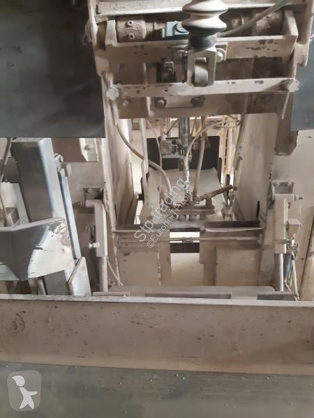 Vägbyggmaterial   ENSACHEUSE WEIGHER 400