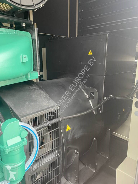 آلة لمواقع البناء Volvo TWD1645GE - 770 kVA...