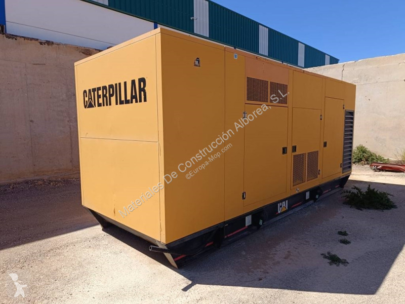 آلة لمواقع البناء Caterpillar 550F