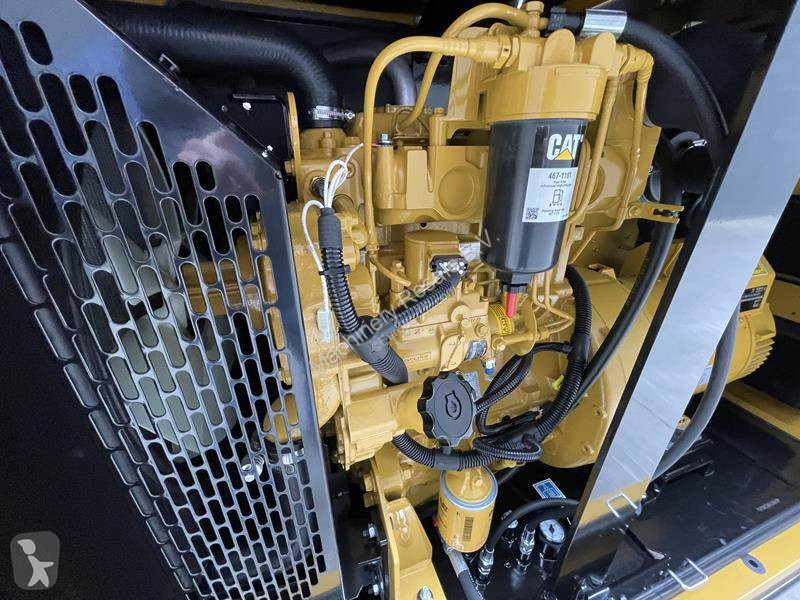 آلة لمواقع البناء Caterpillar DE 33 E 0