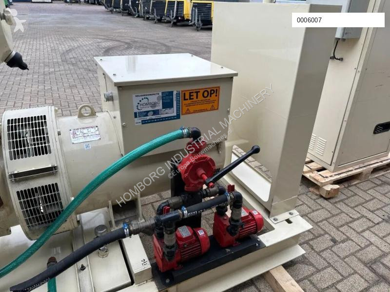 Materiaal voor de bouw Iveco 8361 SRI 25.06...
