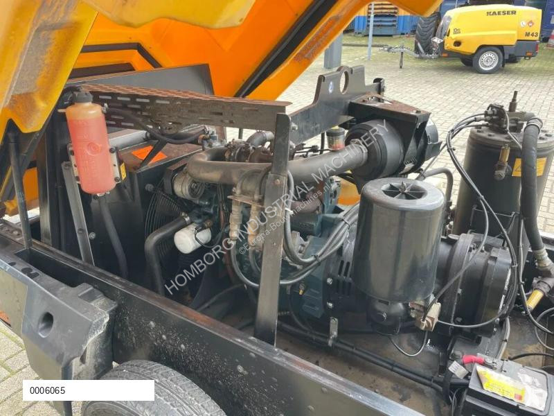 Materiaal voor de bouw Kaeser M43 Kubota 4,2 m3...